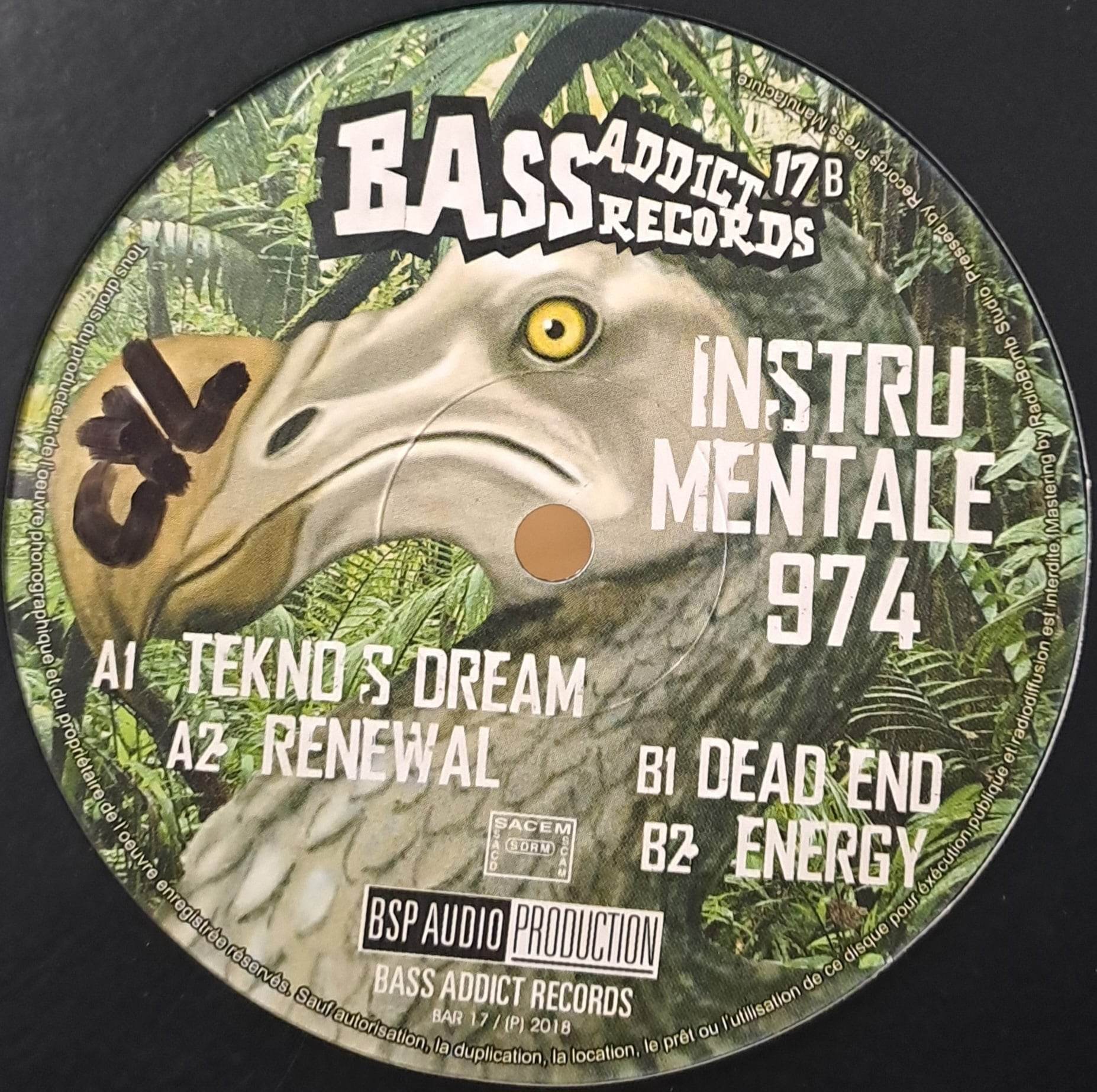 1) Bass Addict 17 - vinyle acid